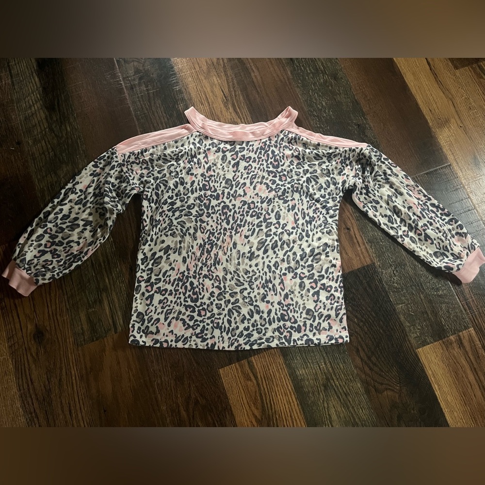 Women’s print top